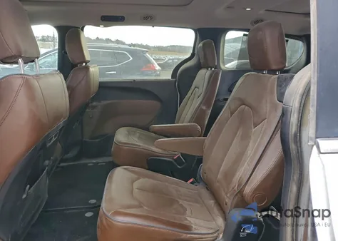 2017 Chrysler Pacifica Limited z USA, uszkodzony, nr VIN 2C4RC1GG0HR577796